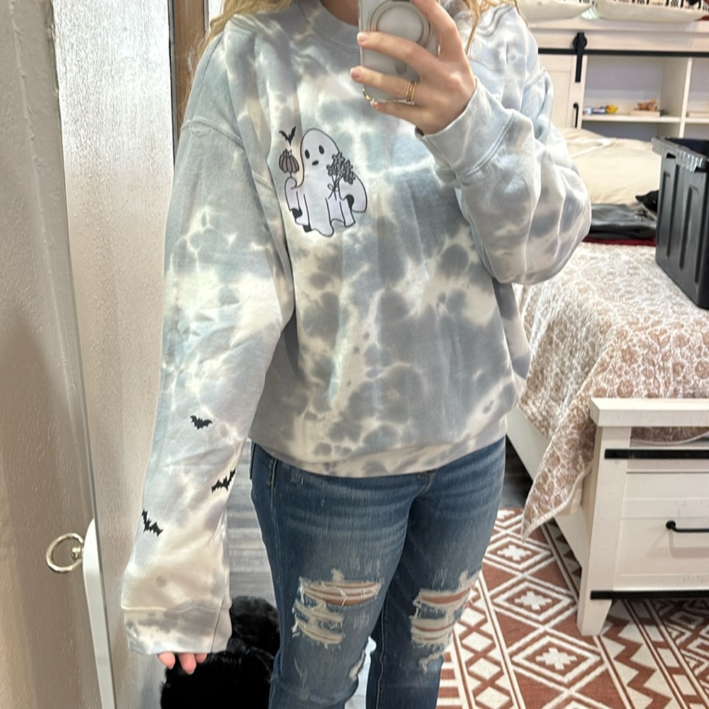 Boo tye dye crewneck
